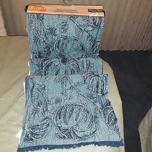 Mapleton Mills Table Runner Light-Dark Blue Raised Pumpkin Fringe Design 14 x 72
